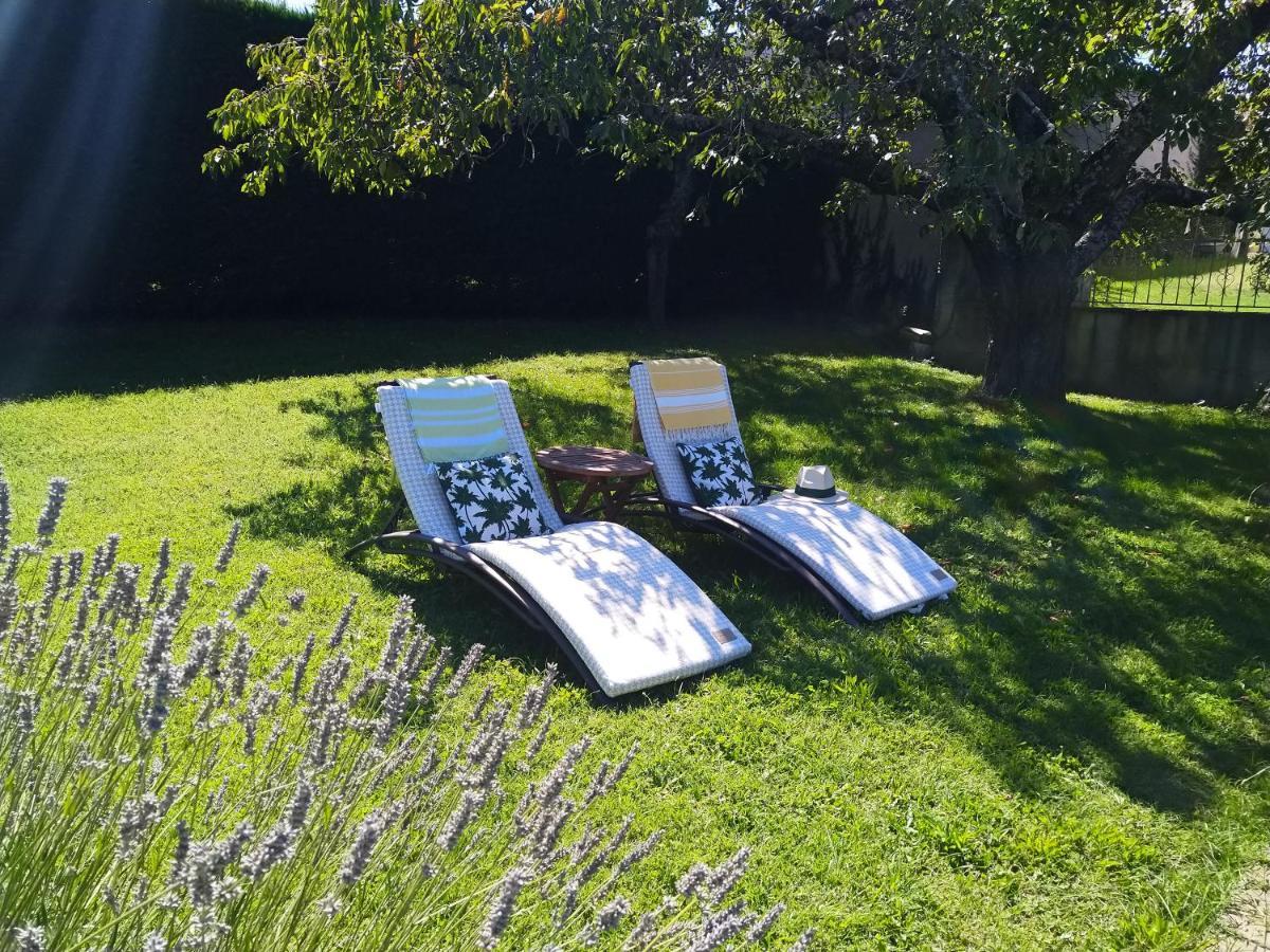 Bed and Breakfast Les Bessonnes Saint-Georges-Haute-Ville Zewnętrze zdjęcie